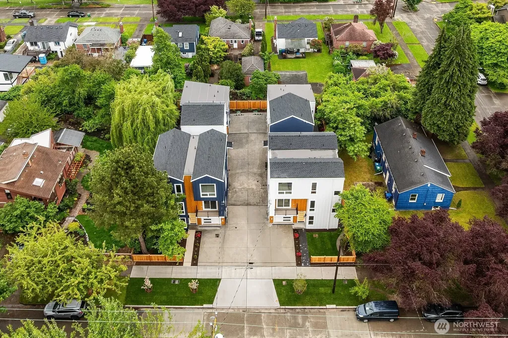 108 29th Avenue E Seattle WA 98112