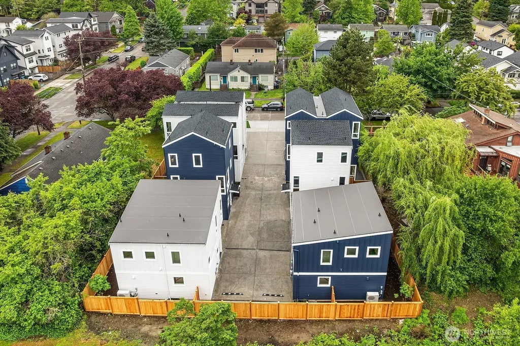 108 29th Avenue E Seattle WA 98112