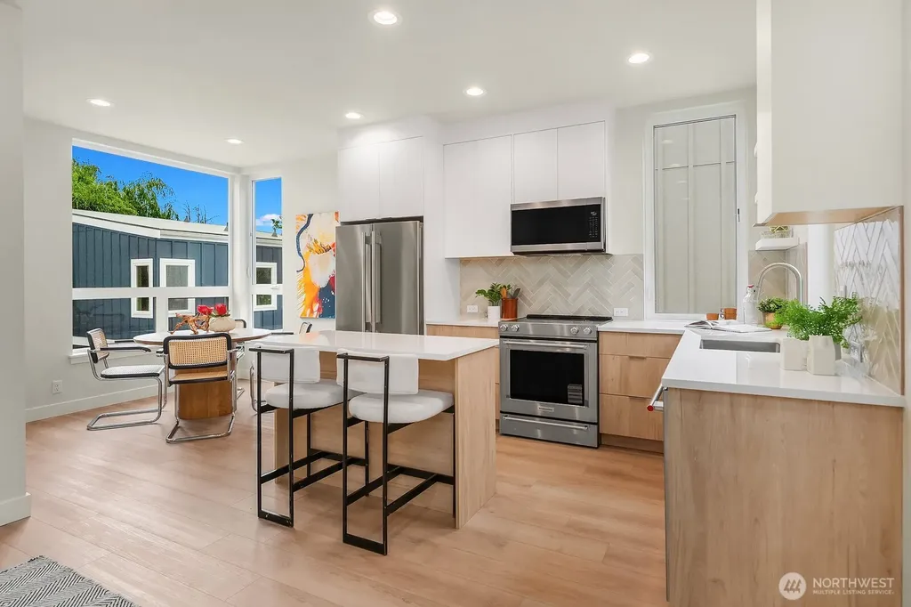 108 29th Avenue E Seattle WA 98112