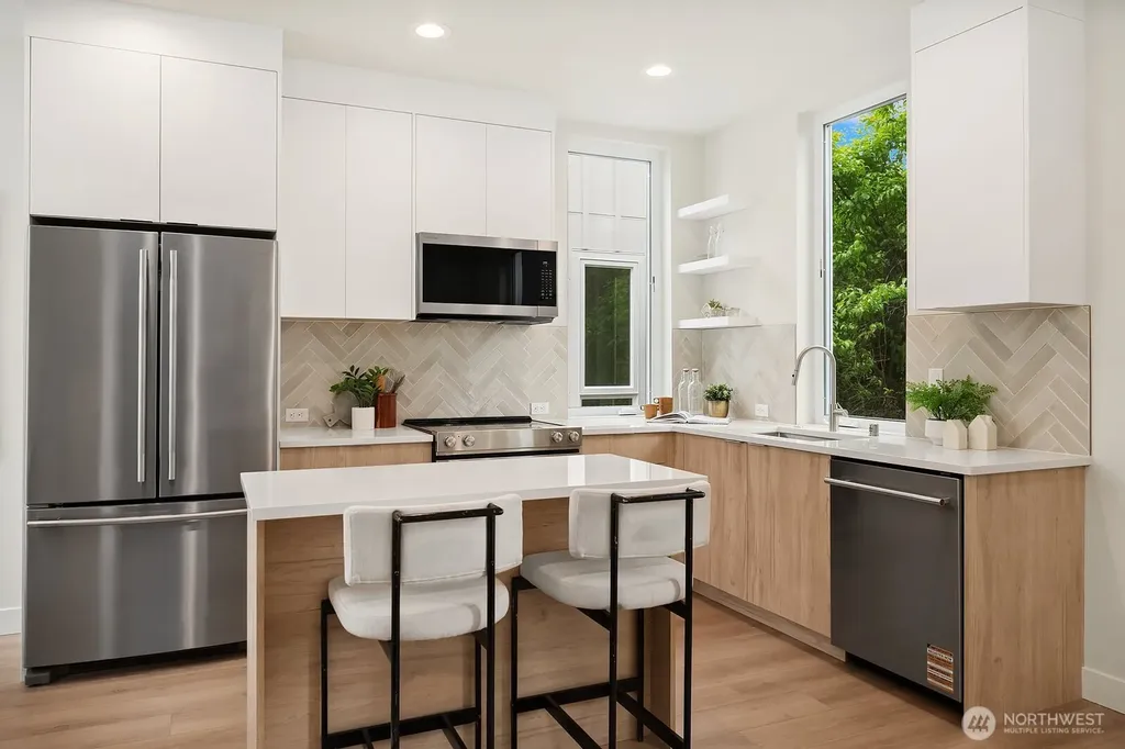 108 29th Avenue E Seattle WA 98112