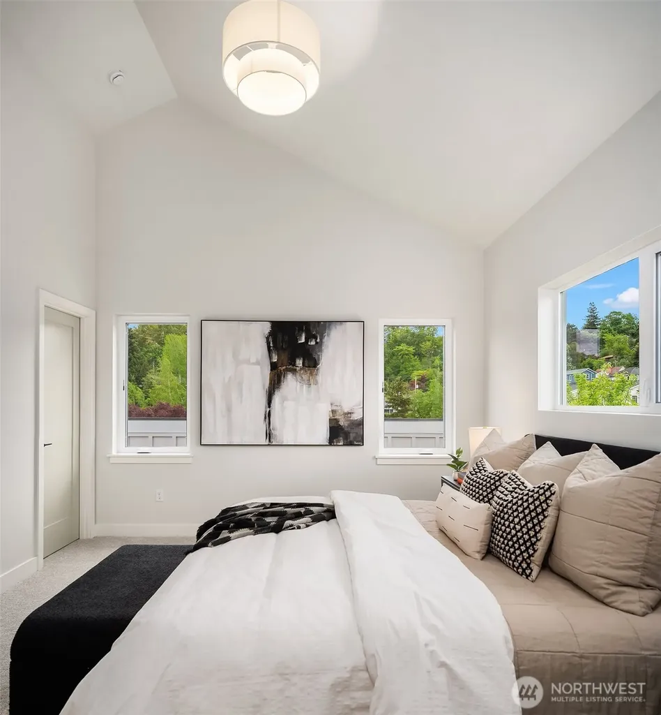 108 29th Avenue E Seattle WA 98112