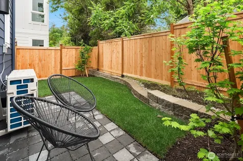 108 29th Avenue E Seattle WA 98112