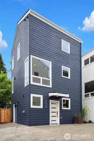 108 29th Avenue E Seattle WA 98112