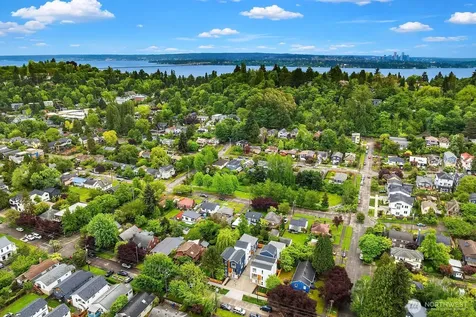 108 29th Avenue E Seattle WA 98112