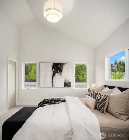 108 29th Avenue E Seattle WA 98112