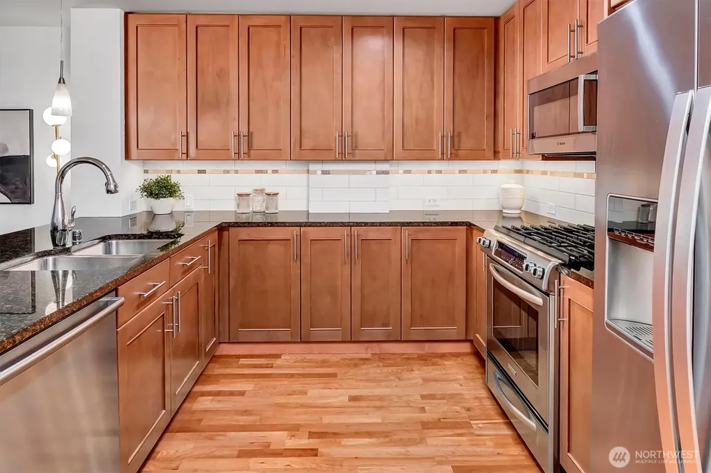 10650 NE 9th Place Bellevue WA 98004