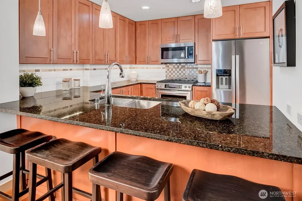 10650 NE 9th Place Bellevue WA 98004