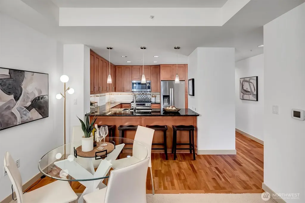 10650 NE 9th Place Bellevue WA 98004