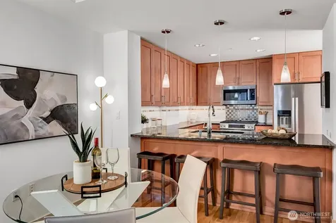 10650 NE 9th Place Bellevue WA 98004