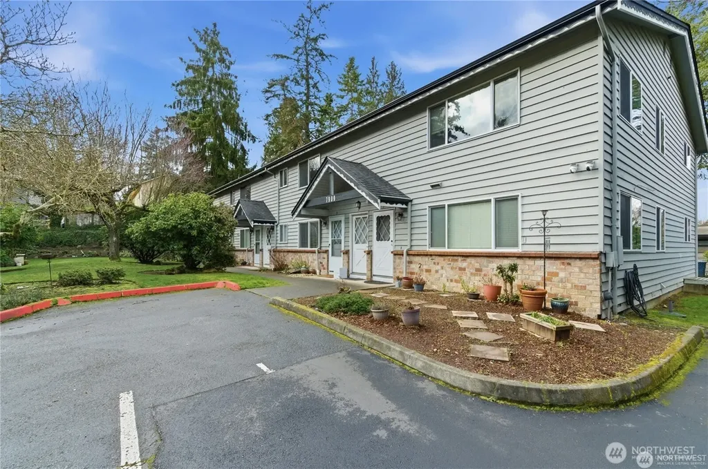 7909 218th Street SW Edmonds WA 98026