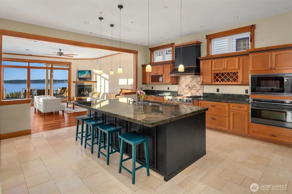 1240 SW 296th Street Federal Way WA 98023