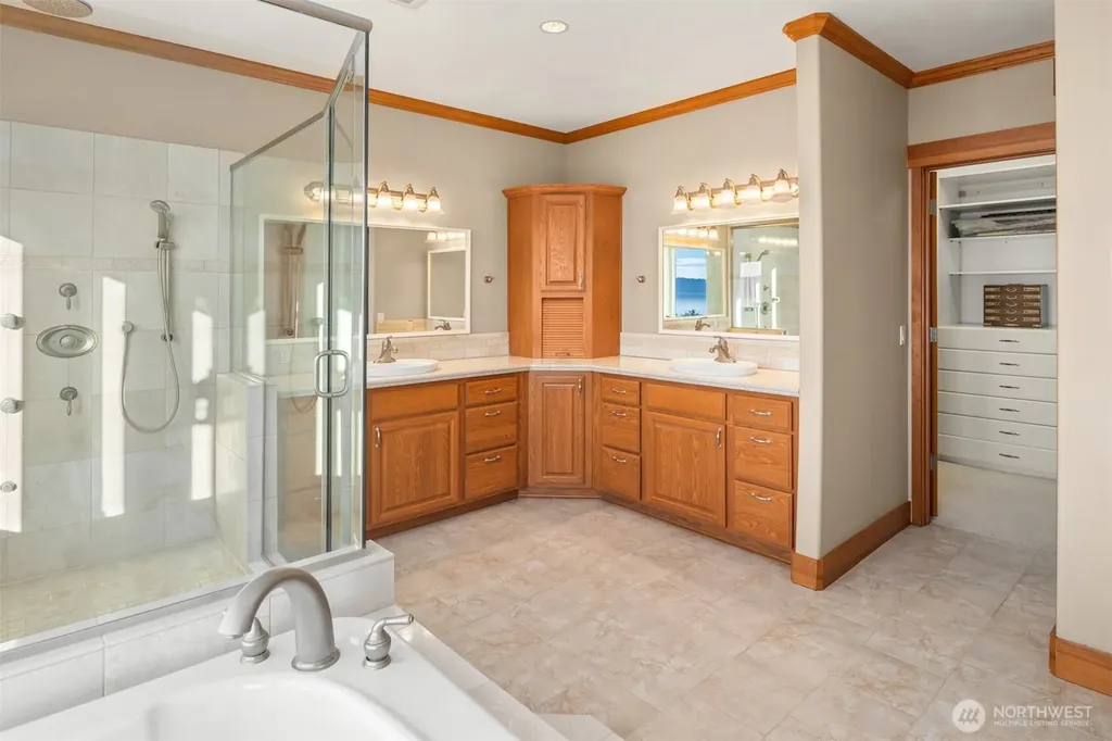 1240 SW 296th Street Federal Way WA 98023