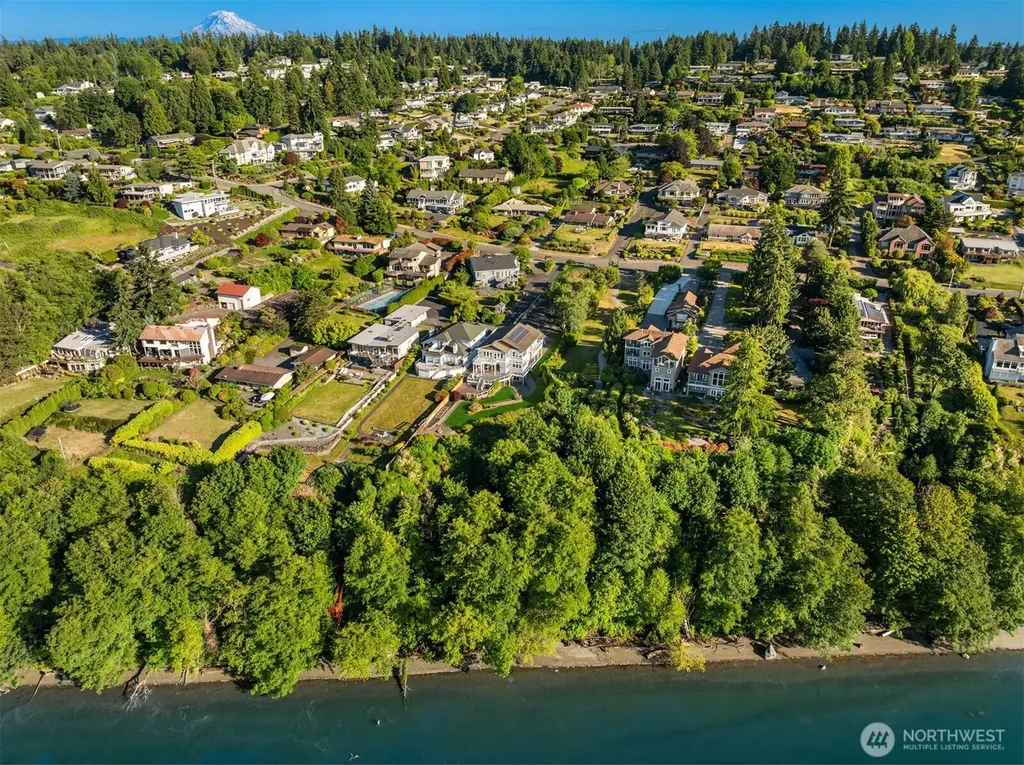 1240 SW 296th Street Federal Way WA 98023