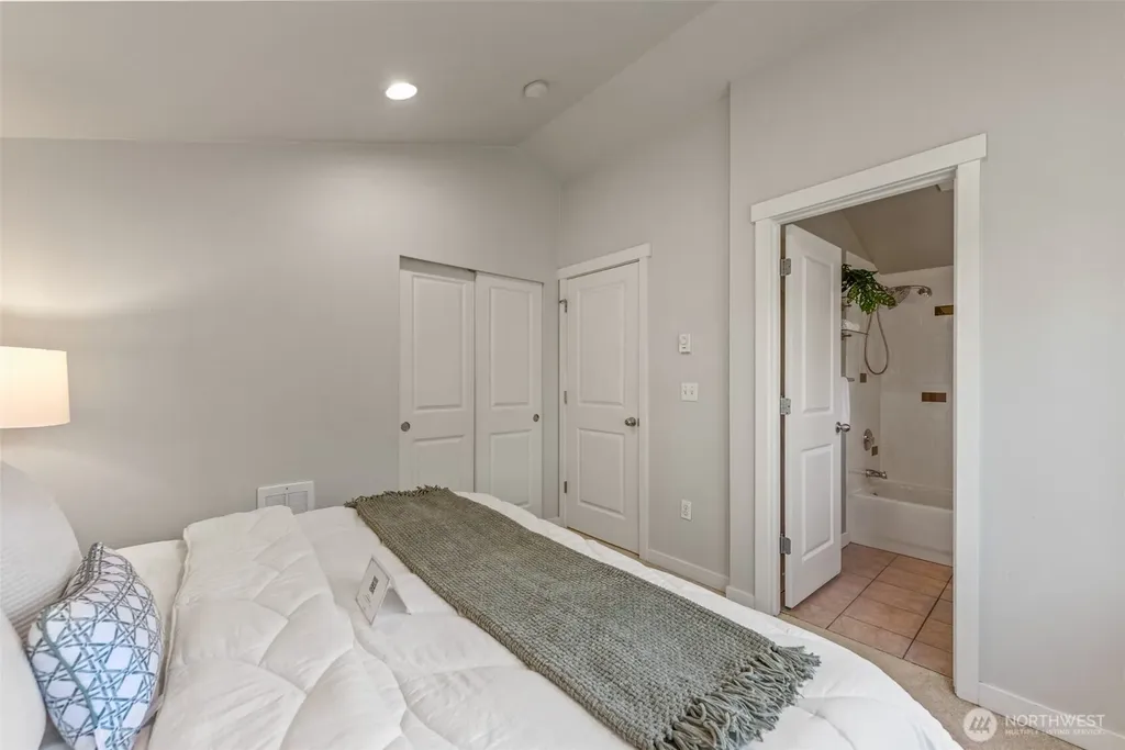 1608 NW 65th Street Seattle WA 98117