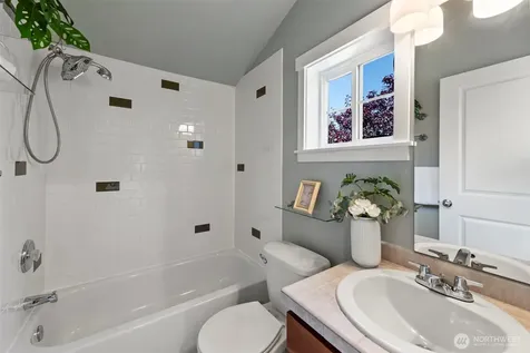1608 NW 65th Street Seattle WA 98117