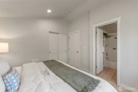 1608 NW 65th Street Seattle WA 98117
