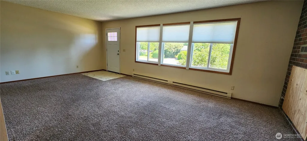 1085 Garfield Avenue Blaine WA 98230