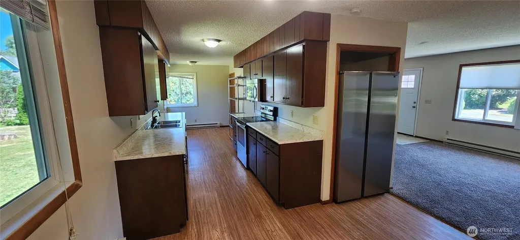 1085 Garfield Avenue Blaine WA 98230