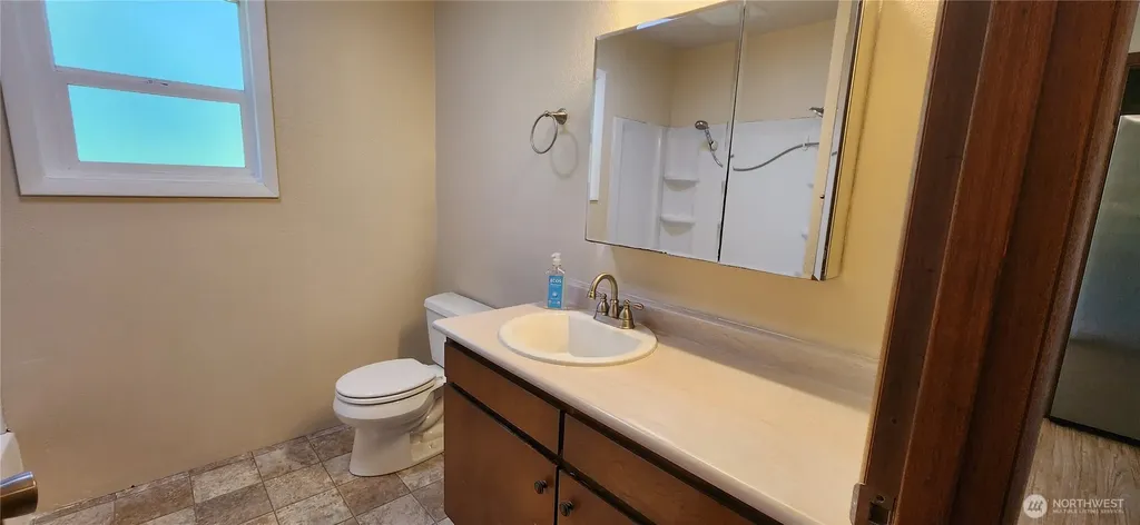 1085 Garfield Avenue Blaine WA 98230