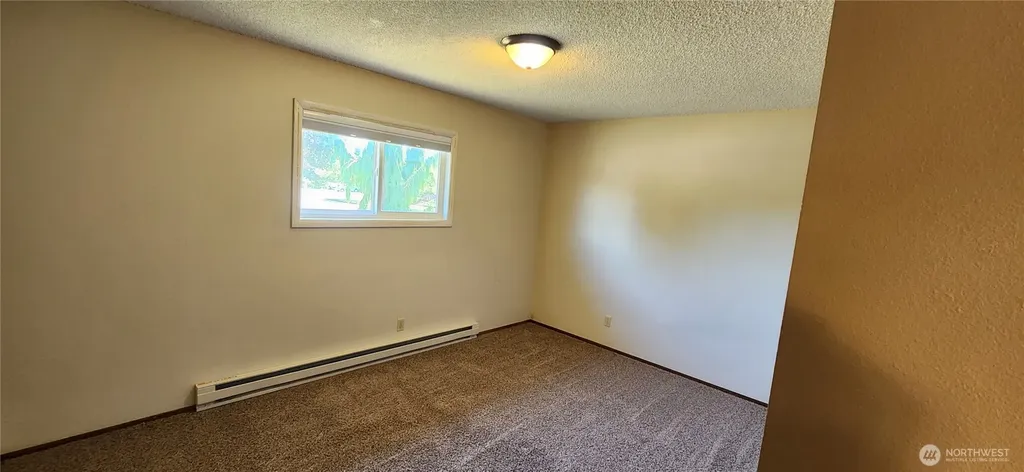 1085 Garfield Avenue Blaine WA 98230