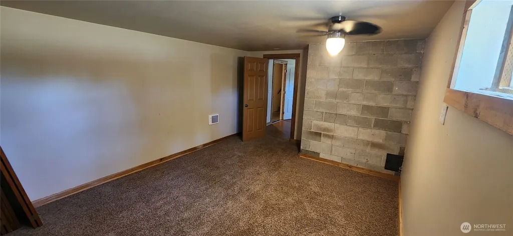 1085 Garfield Avenue Blaine WA 98230