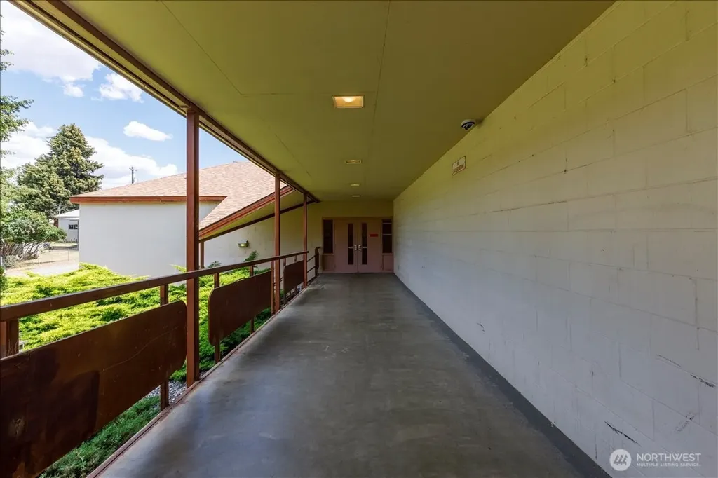 412 Federal Avenue Grand Coulee WA 99133