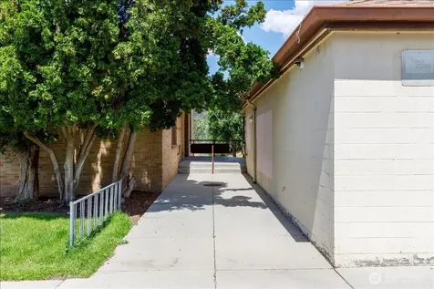 412 Federal Avenue Grand Coulee WA 99133