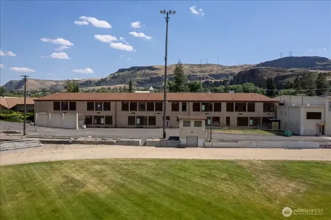 412 Federal Avenue Grand Coulee WA 99133