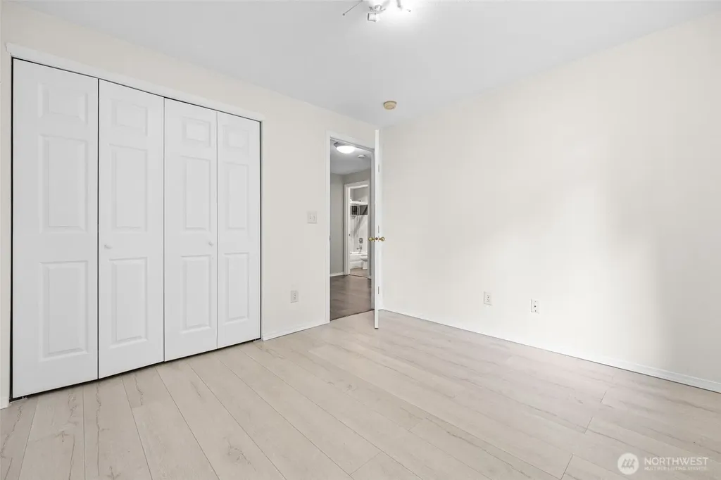9735 S 222nd Street Kent WA 98031