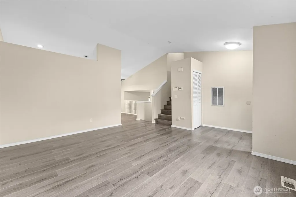 9735 S 222nd Street Kent WA 98031