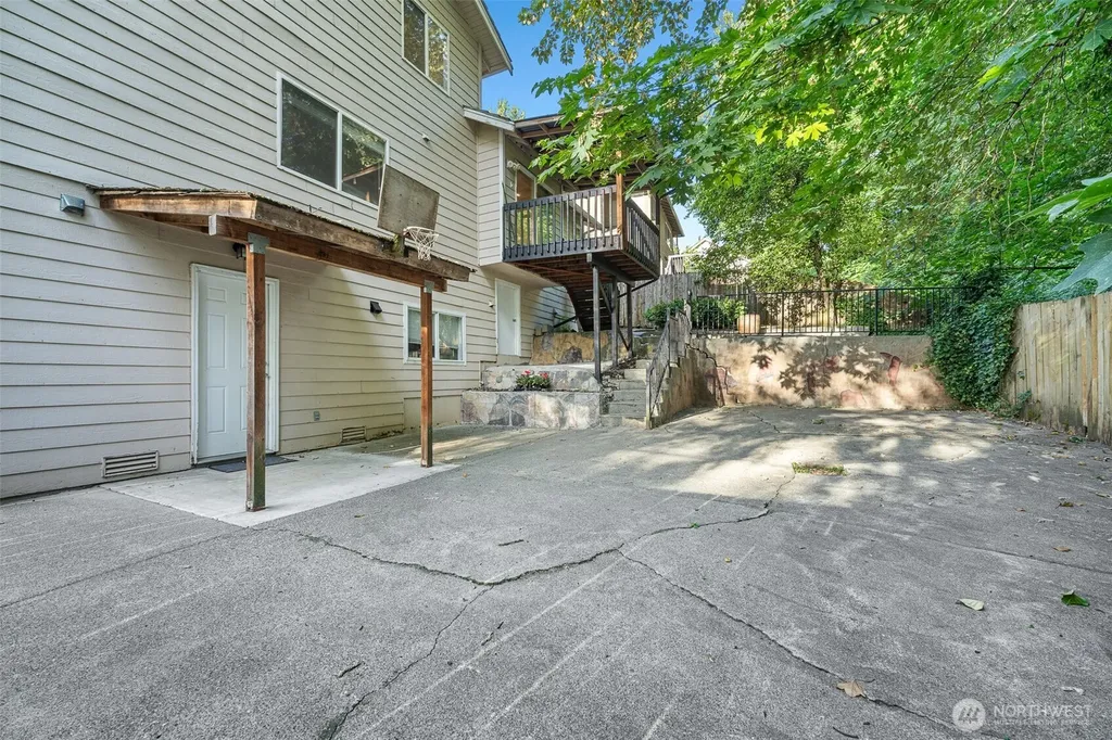 9735 S 222nd Street Kent WA 98031