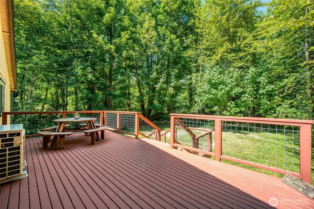 41887 Cape Horn Drive Concrete WA 98237