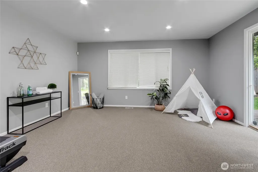 2416 22nd Avenue Ct NW Gig Harbor WA 98335
