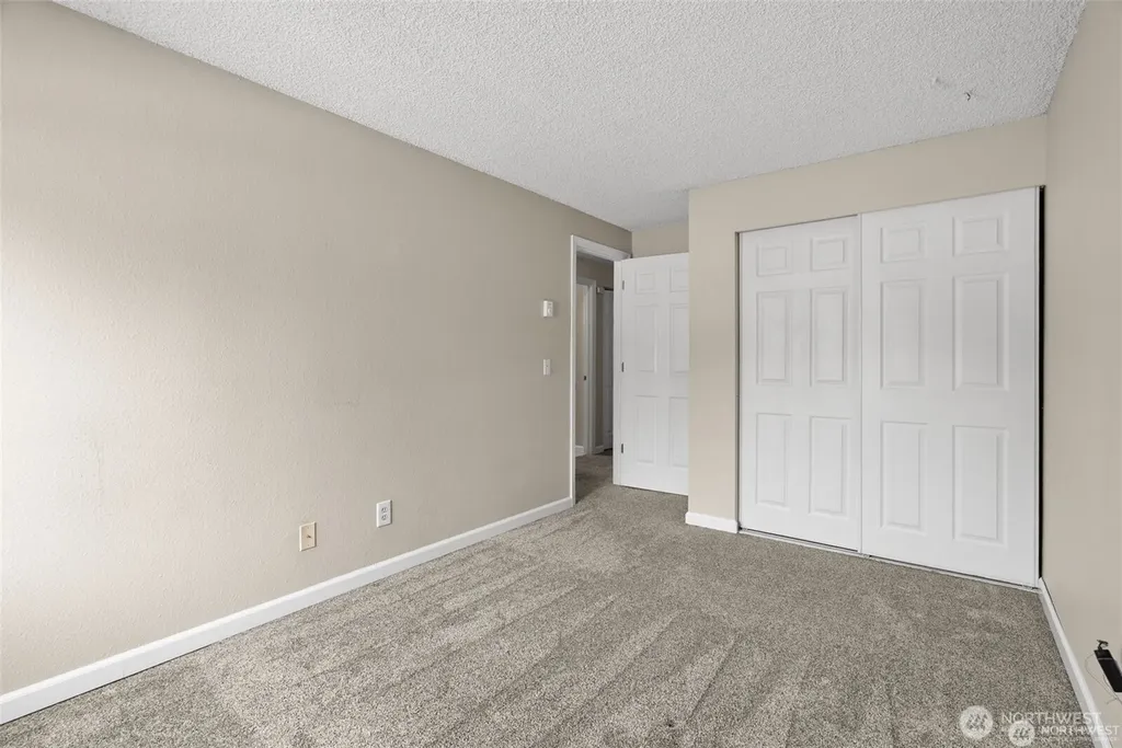 1800 SW 318th Place Federal Way WA 98023