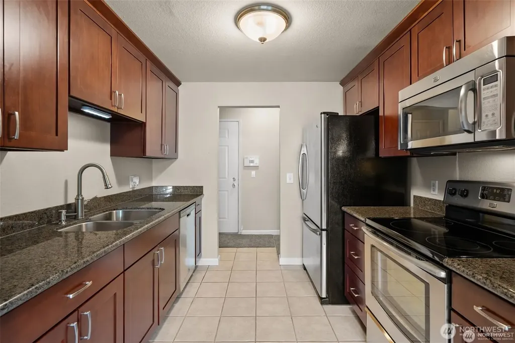 1800 SW 318th Place Federal Way WA 98023
