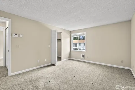 1800 SW 318th Place Federal Way WA 98023