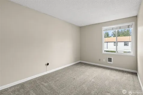 1800 SW 318th Place Federal Way WA 98023