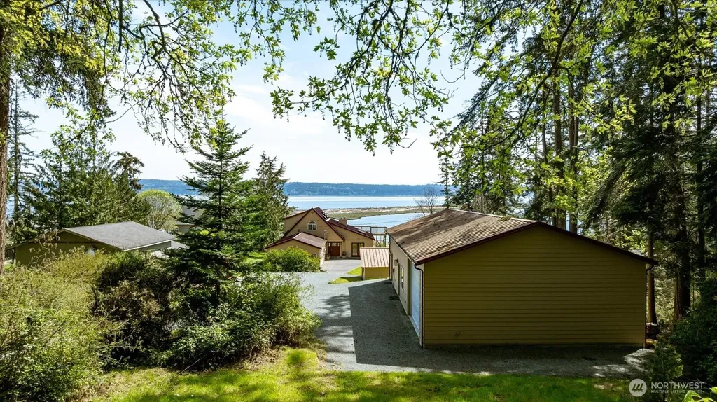 453 Race Road Coupeville WA 98239