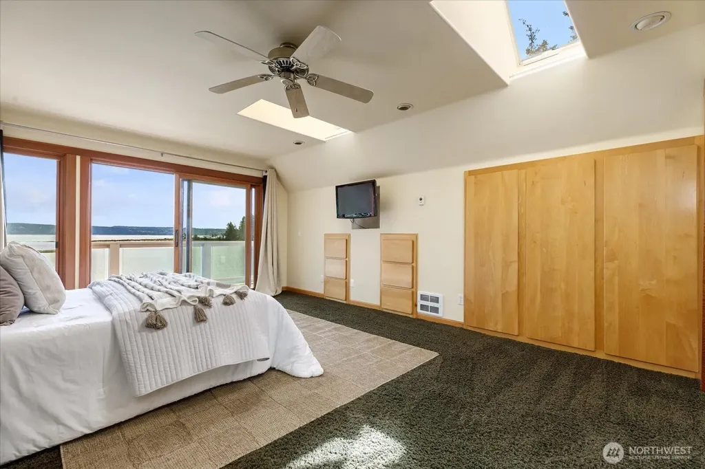 453 Race Road Coupeville WA 98239