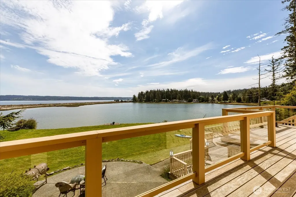 453 Race Road Coupeville WA 98239