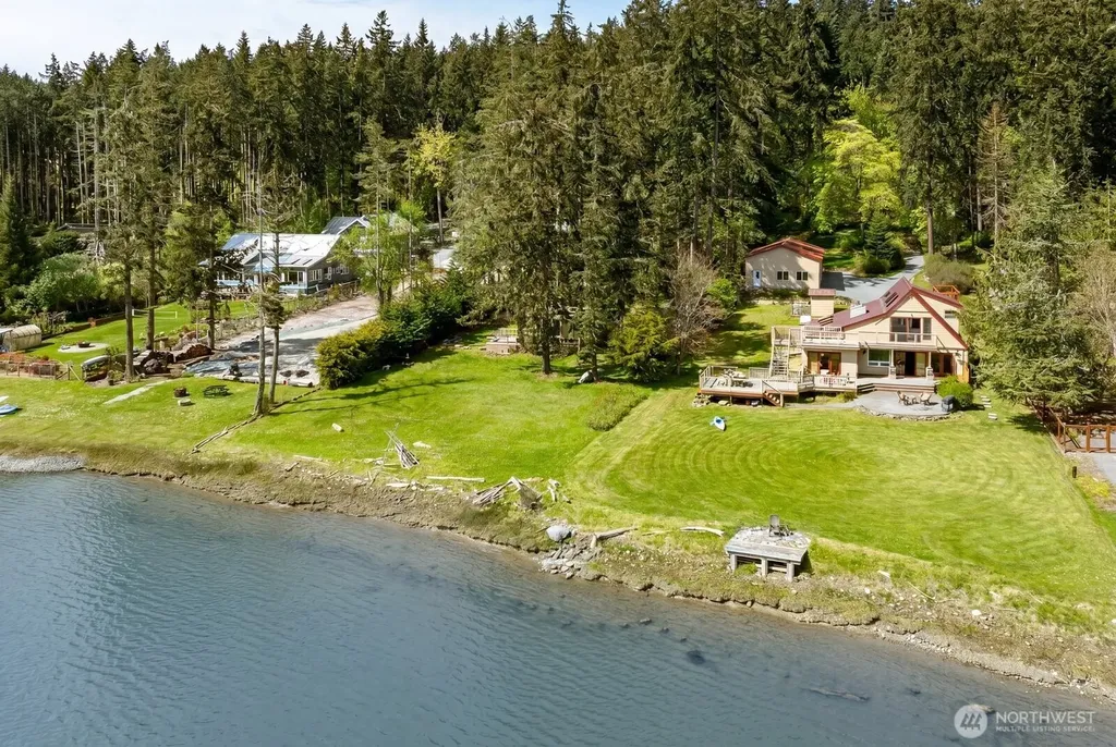 453 Race Road Coupeville WA 98239