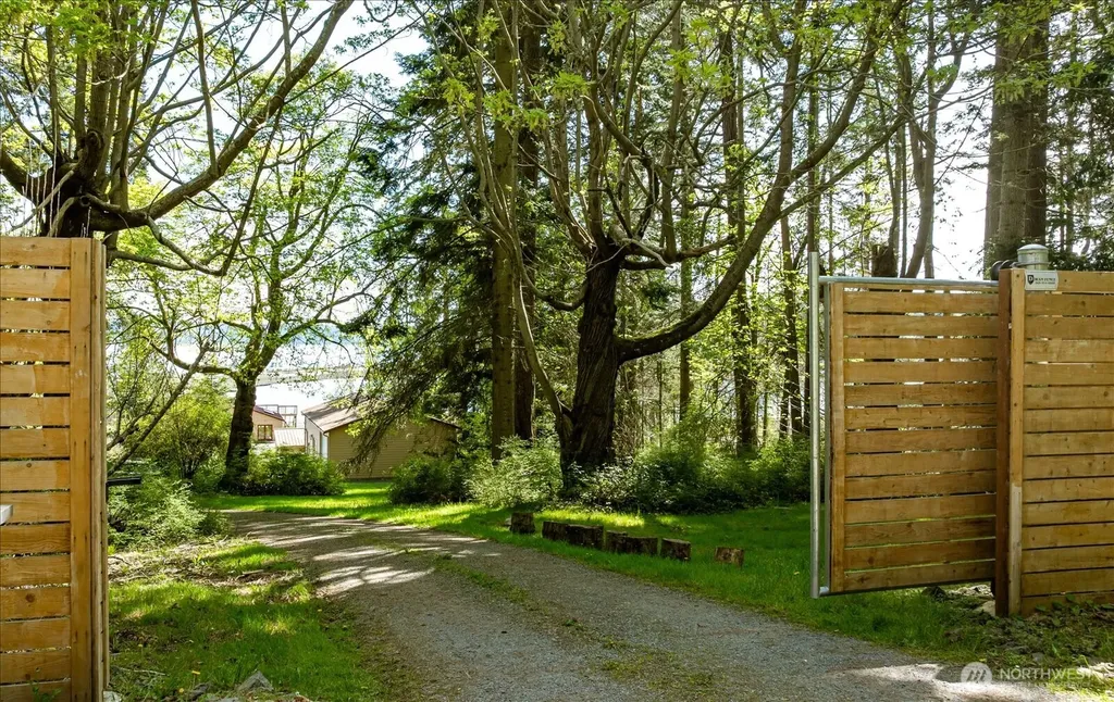 453 Race Road Coupeville WA 98239