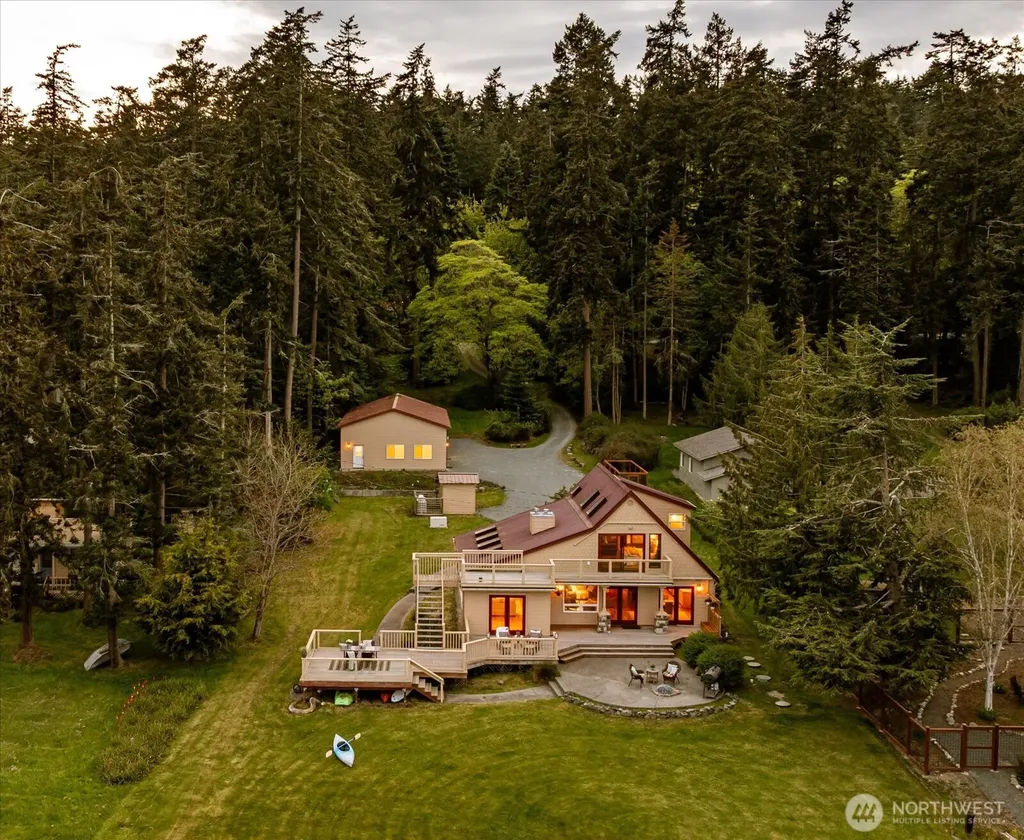 453 Race Road Coupeville WA 98239
