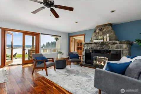 453 Race Road Coupeville WA 98239