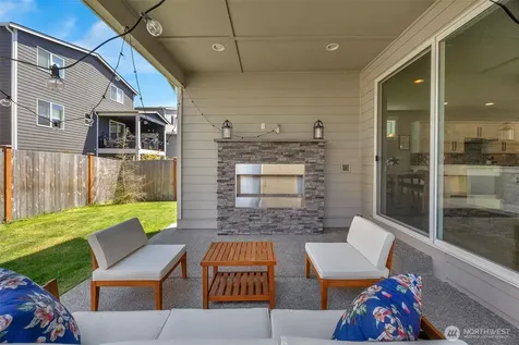 1021 169th Place SW Lynnwood WA 98037