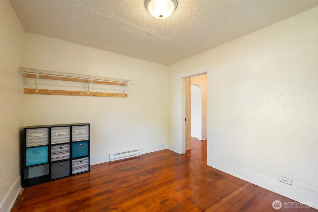 608 16th Avenue Longview WA 98632