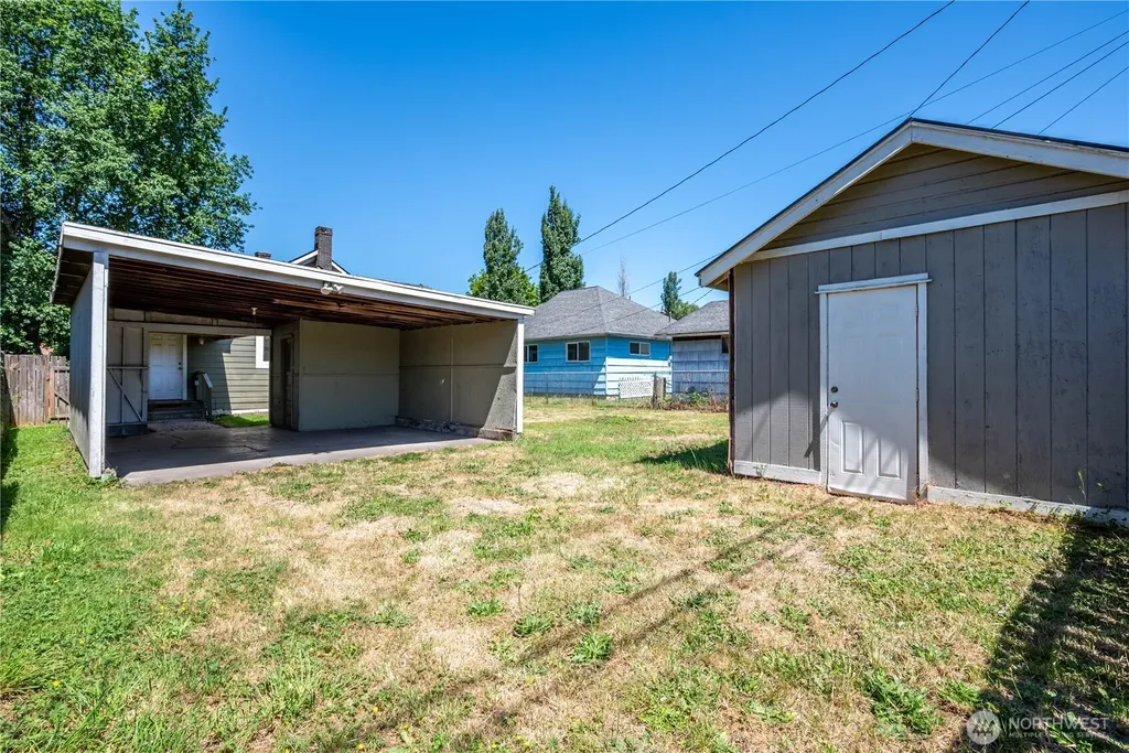 608 16th Avenue Longview WA 98632