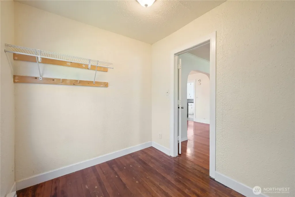 608 16th Avenue Longview WA 98632
