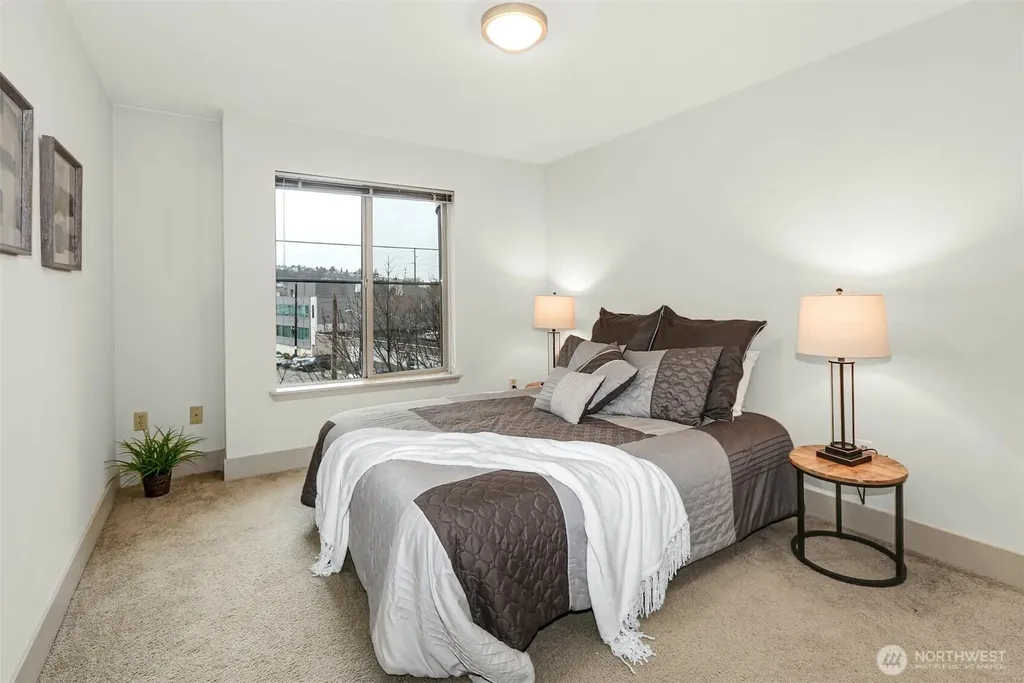 1550 Eastlake Avenue E Seattle WA 98102
