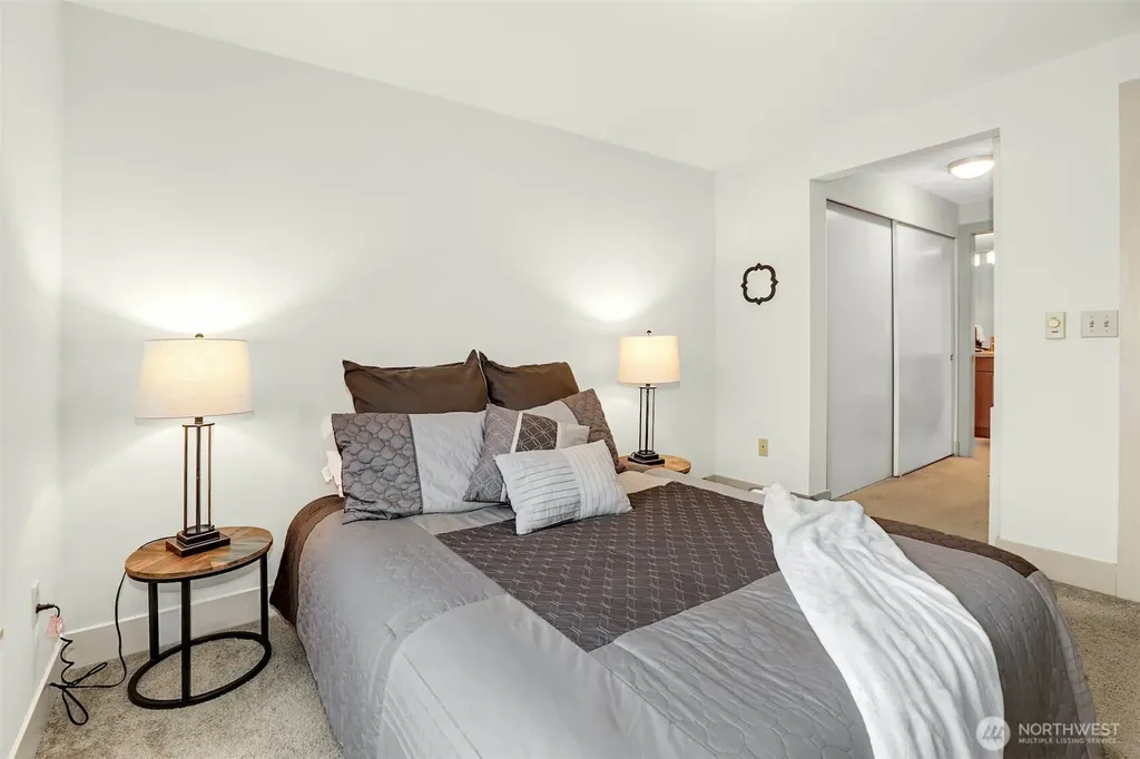1550 Eastlake Avenue E Seattle WA 98102